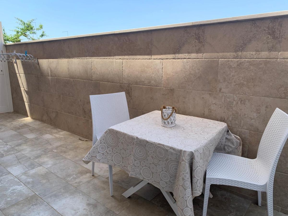 Monolocali White Angel Apartments Porto Cesareo Bagian luar foto