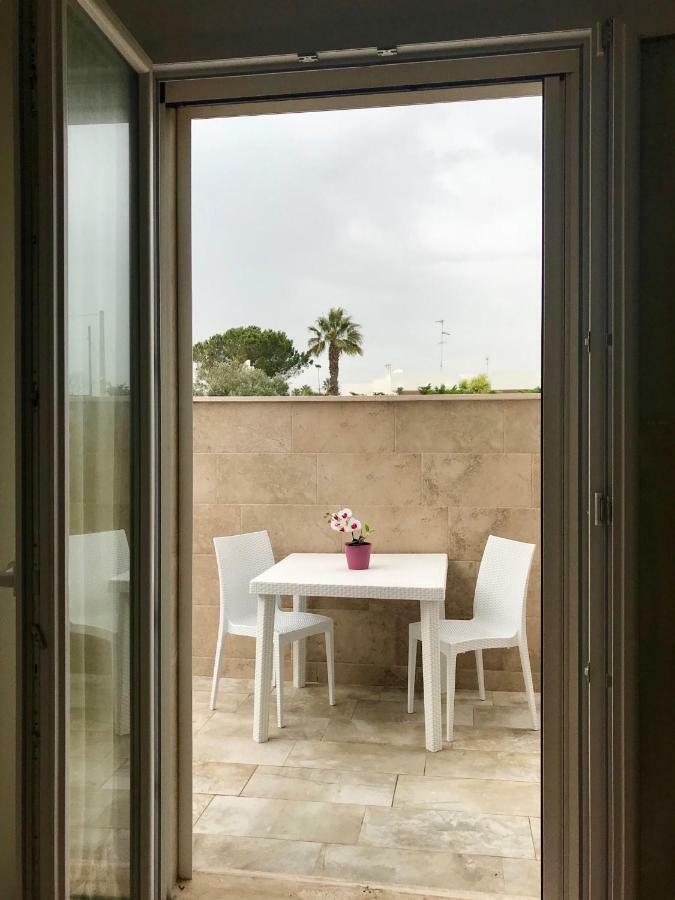 Monolocali White Angel Apartments Porto Cesareo Bagian luar foto
