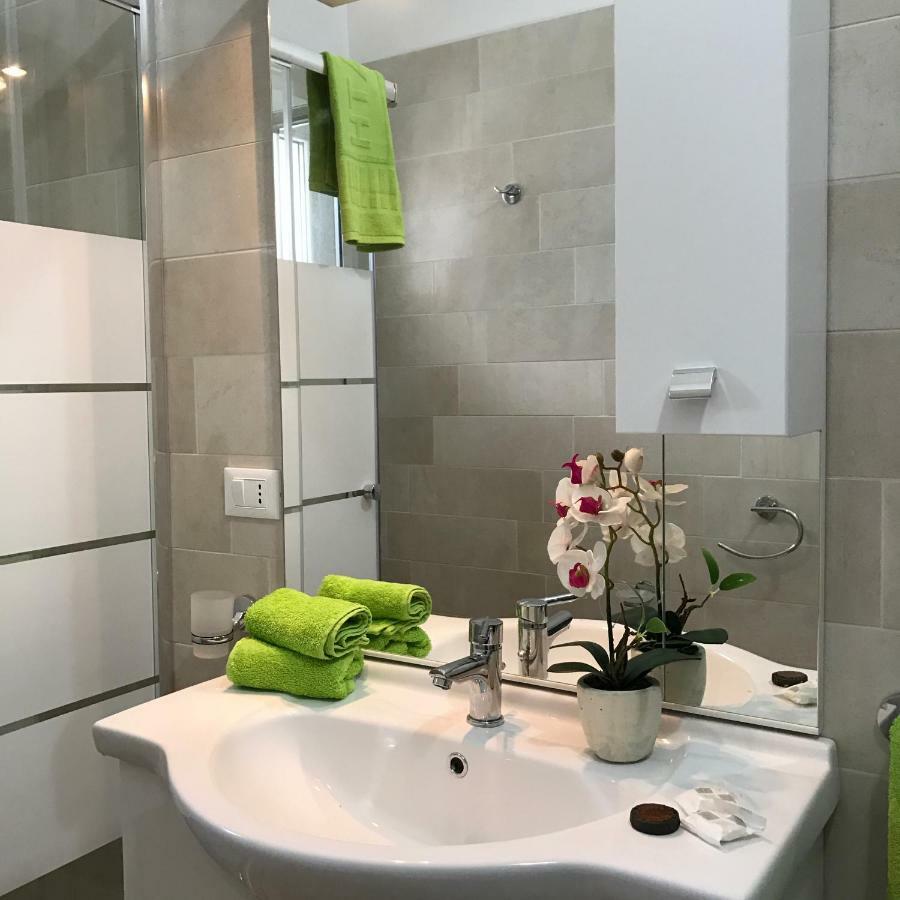 Monolocali White Angel Apartments Porto Cesareo Bagian luar foto